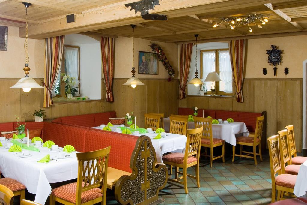 Hotel Zum Schloessle Finningen ภายนอก รูปภาพ